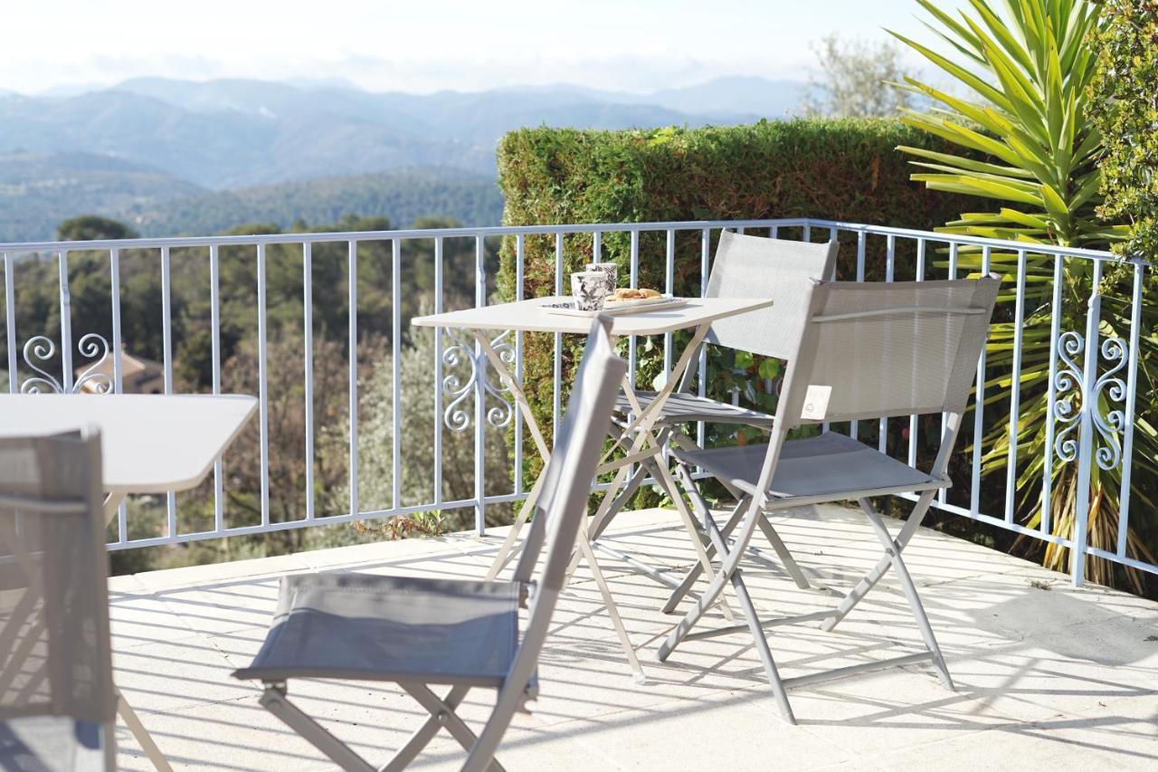 Les Volets Bleus Hotel Speracedes Luaran gambar