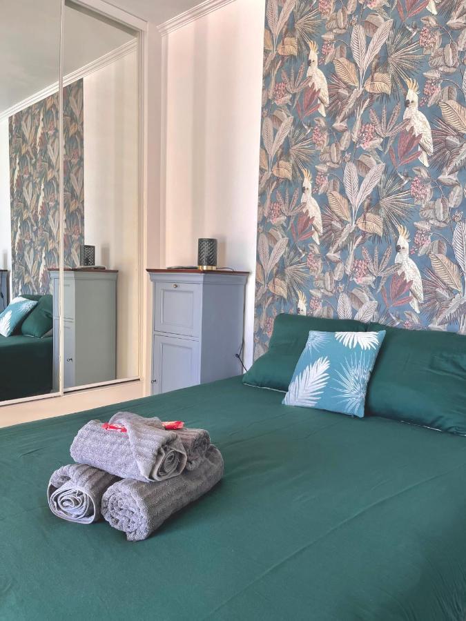 Les Volets Bleus Hotel Speracedes Luaran gambar